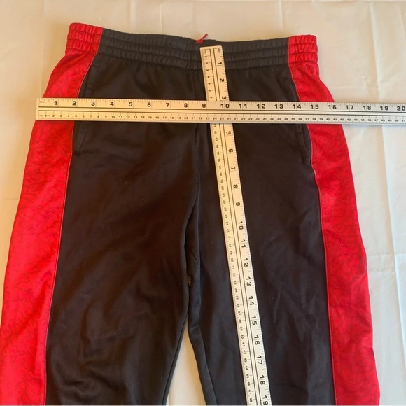 🌟HOST  PICK🌟Nike track pants size red and black youths size XL - Picture 3 of 8